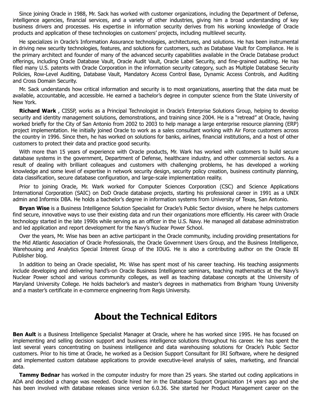 Preview page 7 of Applied Oracle Security Developing Secure Database and Middleware Environments 1st Edition By David Knox, Scott Gaetjen,